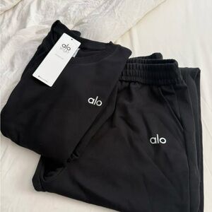 ALO Yoga Black crewneck and joggers